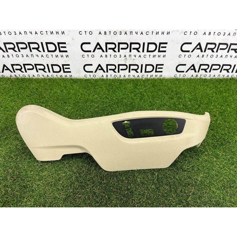 Накладка сидения (салон) Volkswagen Touareg FL 2015 3.6 7P6881314C95T