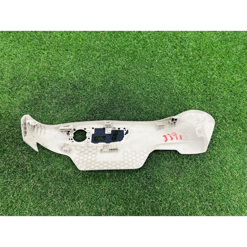 Накладка сидения (салон) Volkswagen Touareg FL 2015 3.6 7P6881314C95T