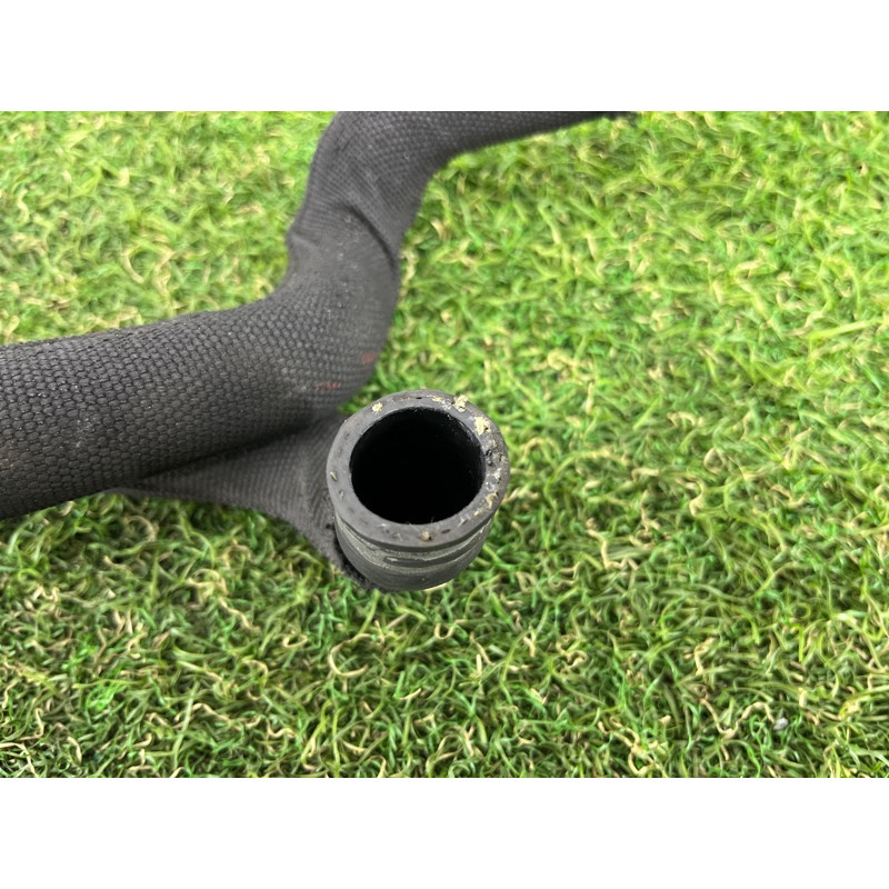 Патрубок (система охлаждения) AUDI Q5 8R 2012 3.2 CALB 8R0819334L