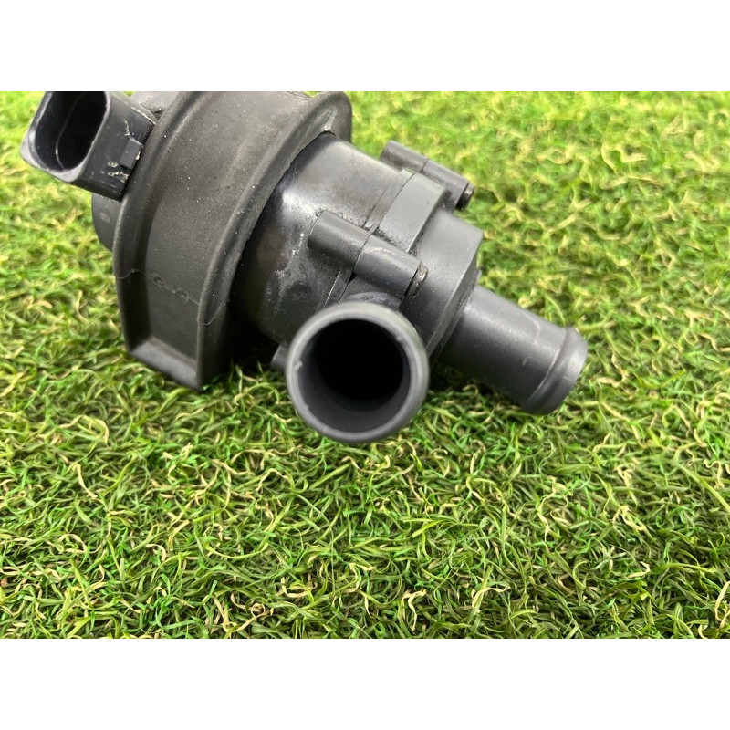 Помпа электрическая (электрика) AUDI Q5 8R 2012 3.2 CALB 1K0965561G