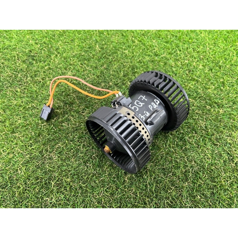 Мотор печки (отопление и кондиционирование) AUDI Q7 4M 2017 3.0 TFSi CREC 4M0820024