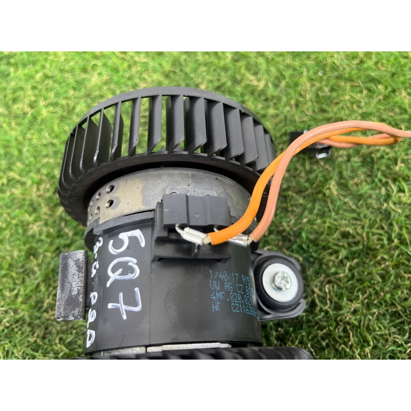 Мотор печки (отопление и кондиционирование) AUDI Q7 4M 2017 3.0 TFSi CREC 4M0820024