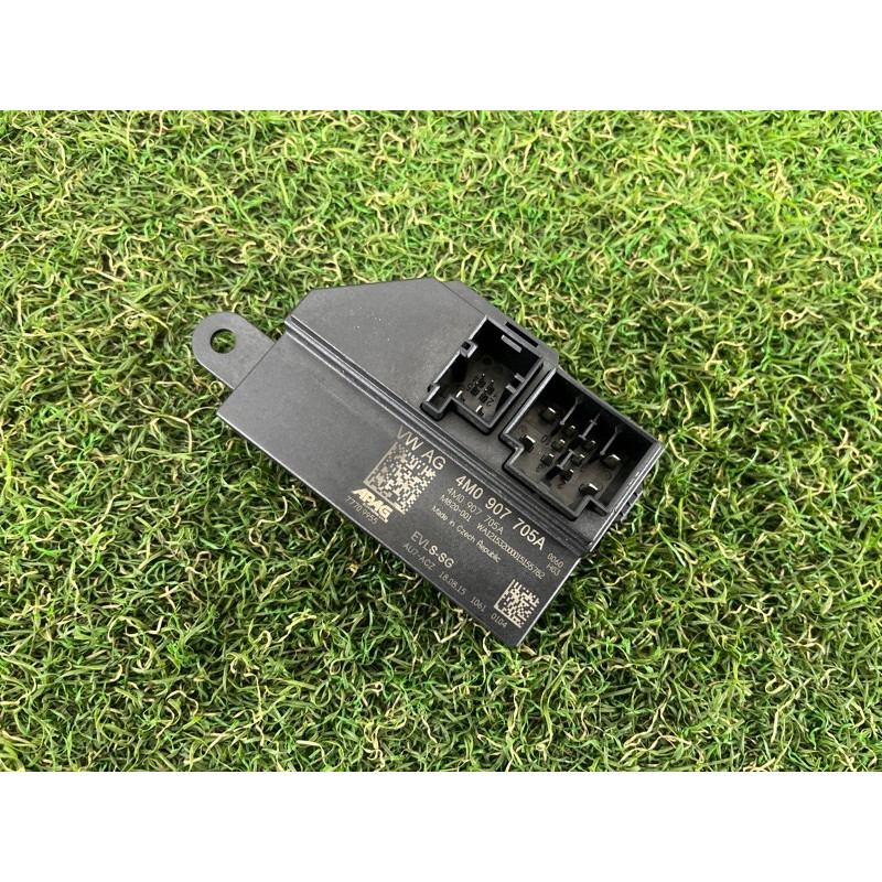 Блок управления рулевой колонки (электрика / блок управления) AUDI Q7 4M 2017 3.0 TFSi CREC 4M0907705A