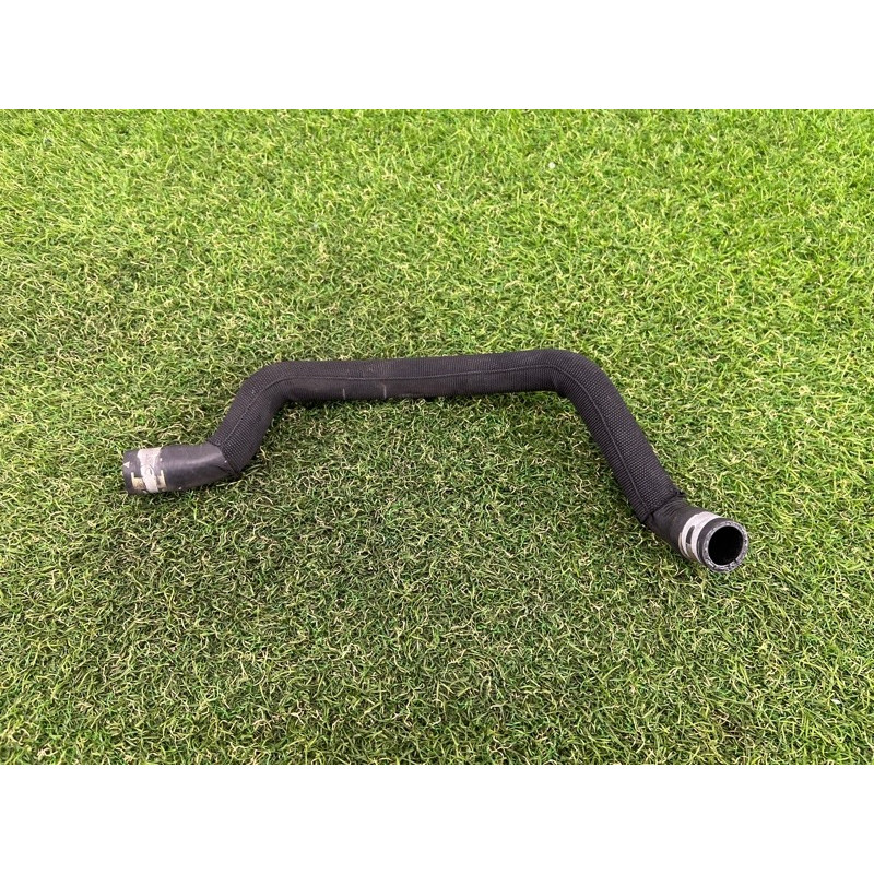 Патрубок (система охлаждения) AUDI Q5 8R 2012 3.2 CALB 8R0819376