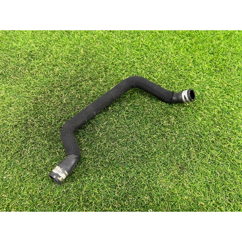 Патрубок (система охлаждения) AUDI Q5 8R 2012 3.2 CALB 8R0819376