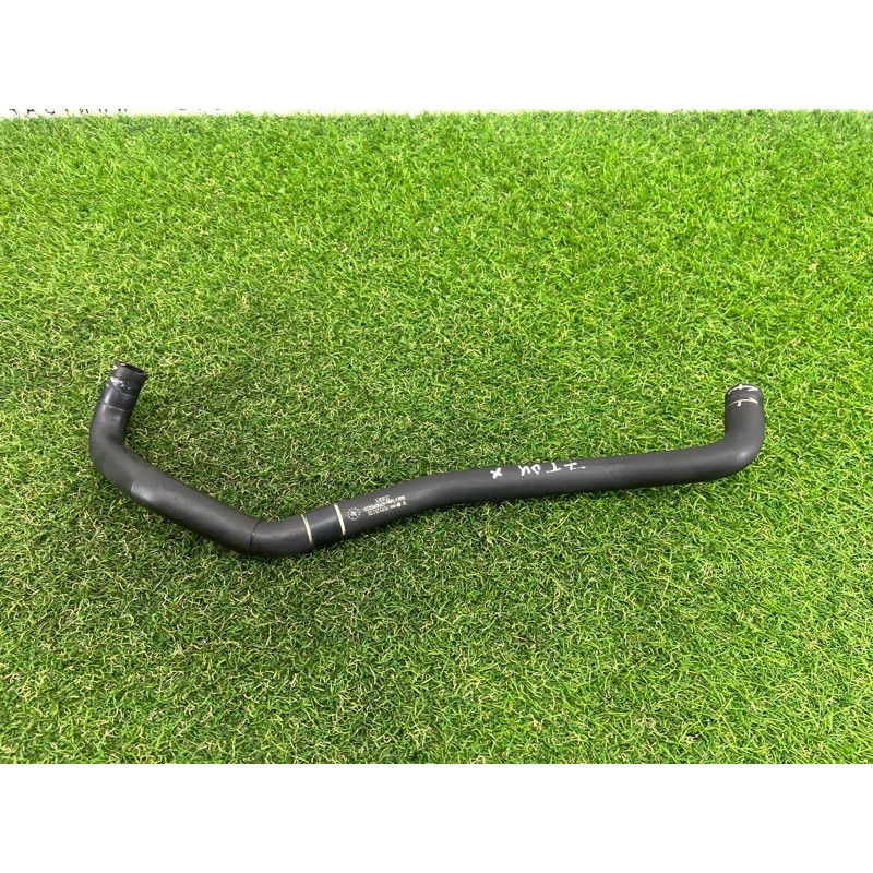 Патрубок (система охлаждения) Volkswagen Touareg FL 2015 3.6 7P0819329C