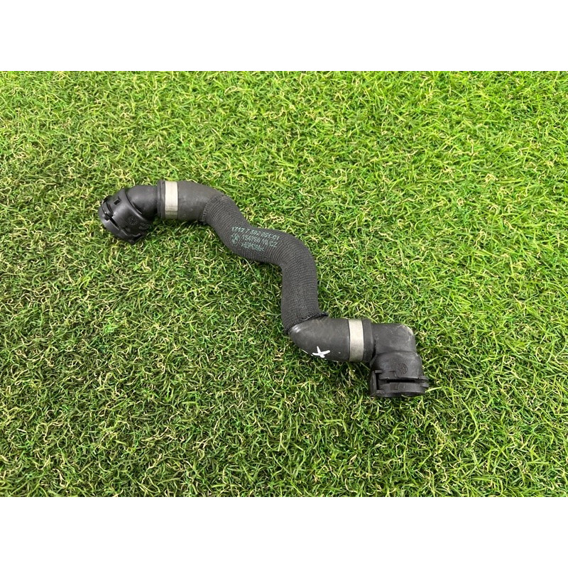 Патрубок (система охлаждения) BMW 5-series F10 2011 3.0 17127592651