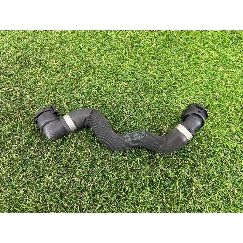 Патрубок (система охлаждения) BMW 5-series F10 2011 3.0 17127592651