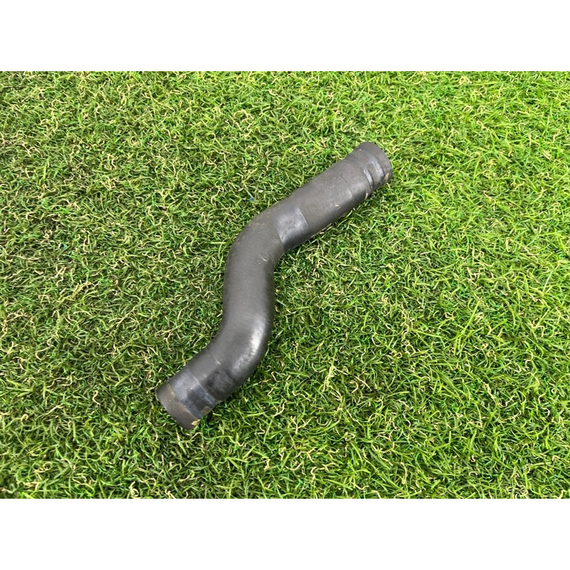 Патрубок (система охлаждения) Volkswagen Touareg FL 2015 3.6 7P0815984