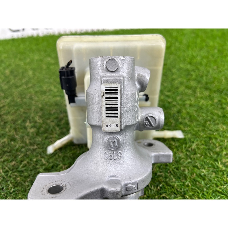 Главный тормозной цилиндр (тормозная система) BMW X3 F25 2012 3.0 34336857872