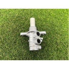 Головний гальмівний циліндр