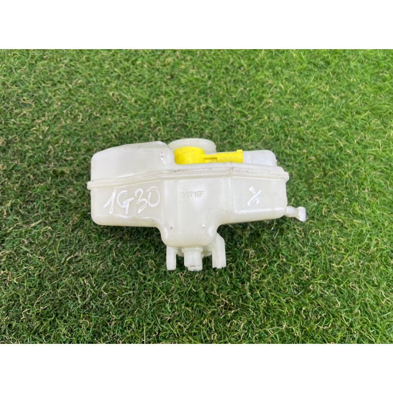 Бачок гальмівної рідини (гальмівна система) BMW 5-series G30 2017 2.0 B46B20 34336871185