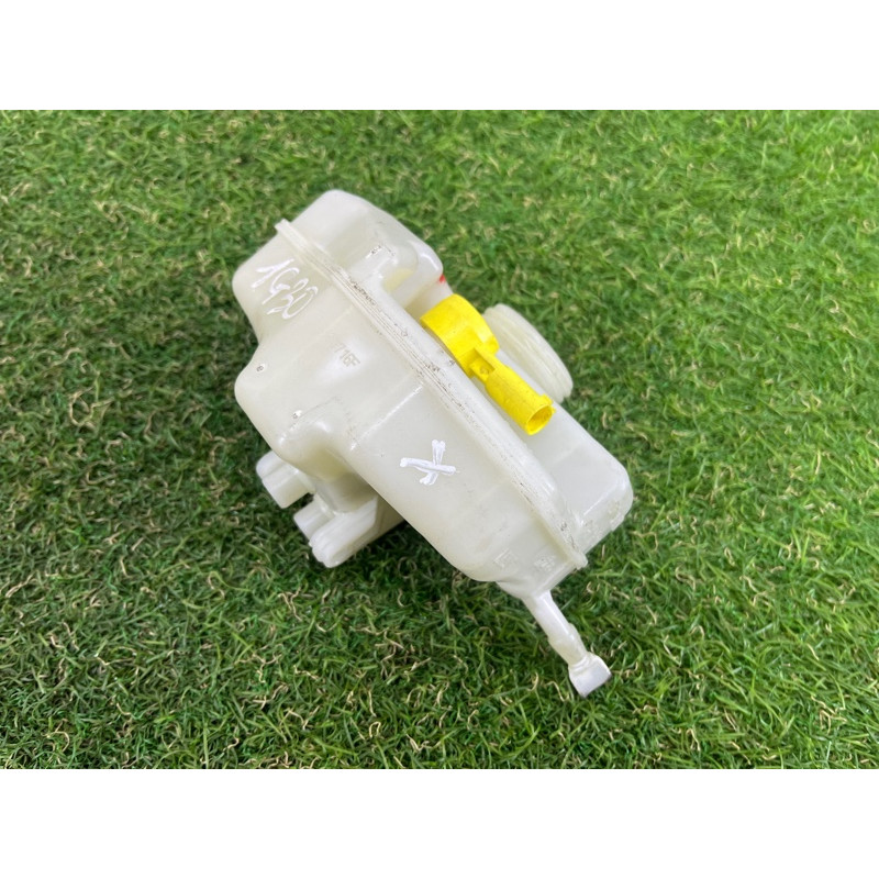 Бачок гальмівної рідини (гальмівна система) BMW 5-series G30 2017 2.0 B46B20 34336871185