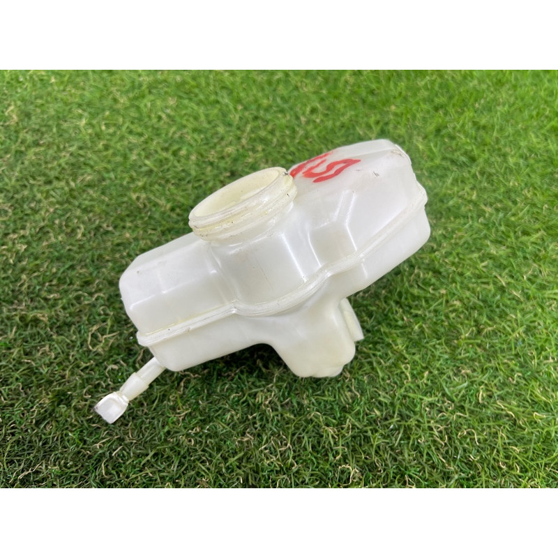 Бачок гальмівної рідини (гальмівна система) BMW 5-series G30 2017 2.0 B46B20 34336871185