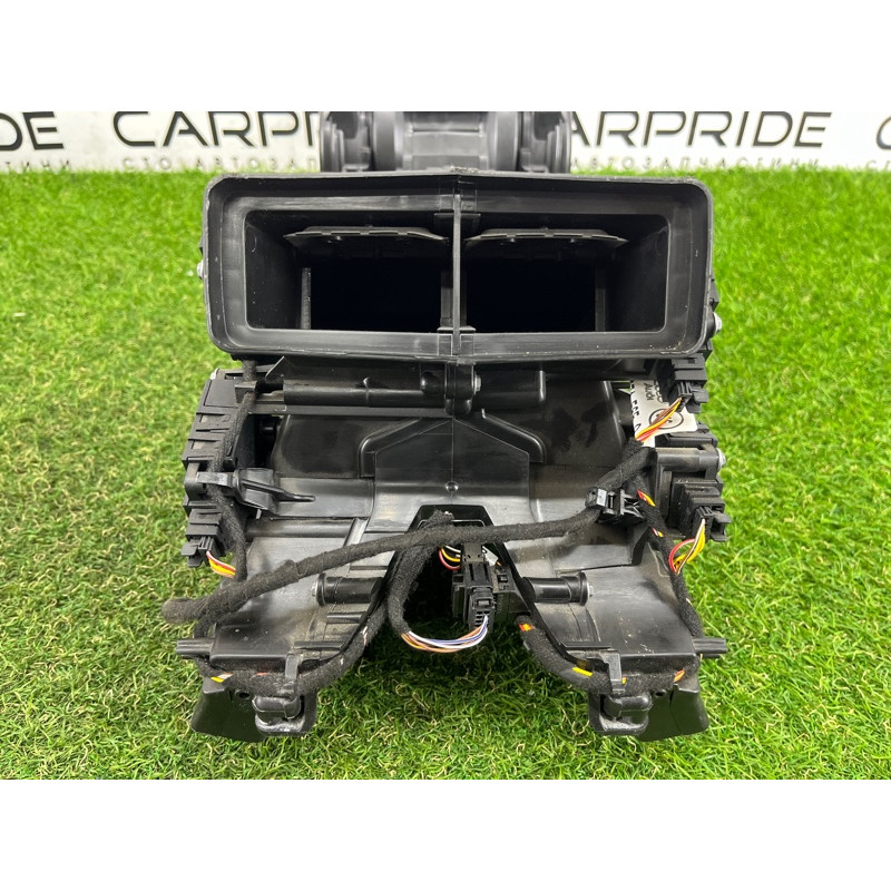 Корпус печки (отопление и кондиционирование) AUDI Q7 4M 2017 3.0 TFSi CREC 4M0820329