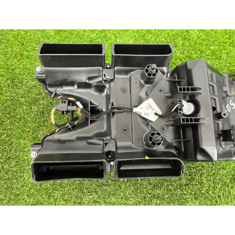 Корпус печки (отопление и кондиционирование) AUDI Q7 4M 2017 3.0 TFSi CREC 4M0820329