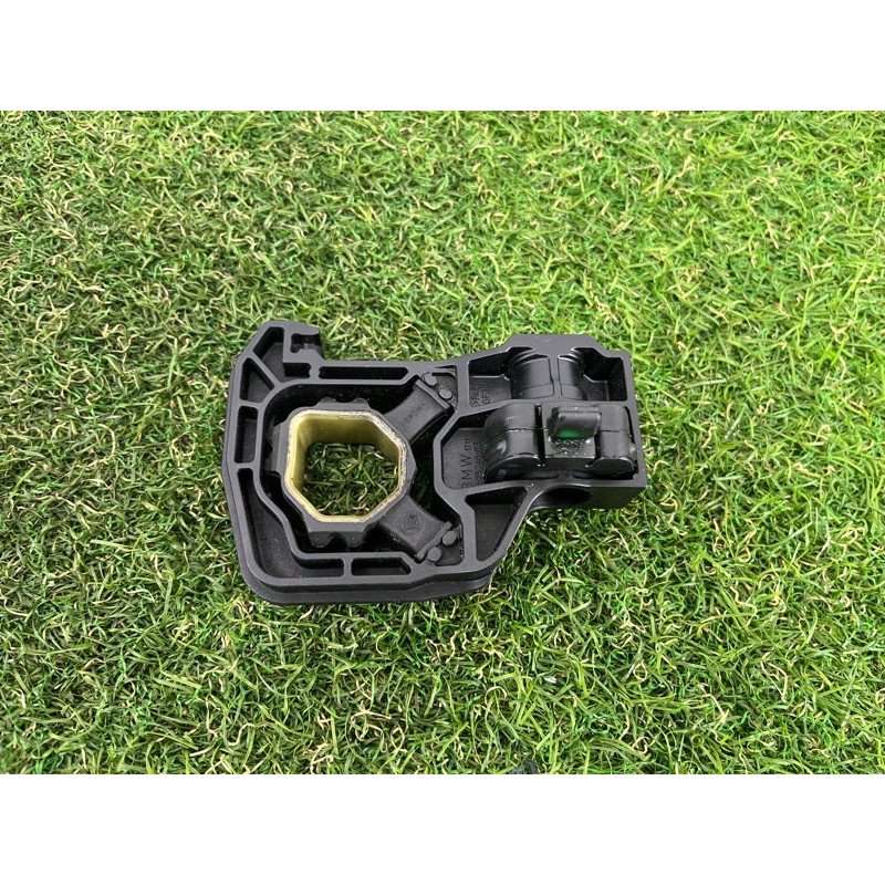 Кріплення радіатора (кузов і елементи) BMW 5-series F10 2011 3.0 17117575248