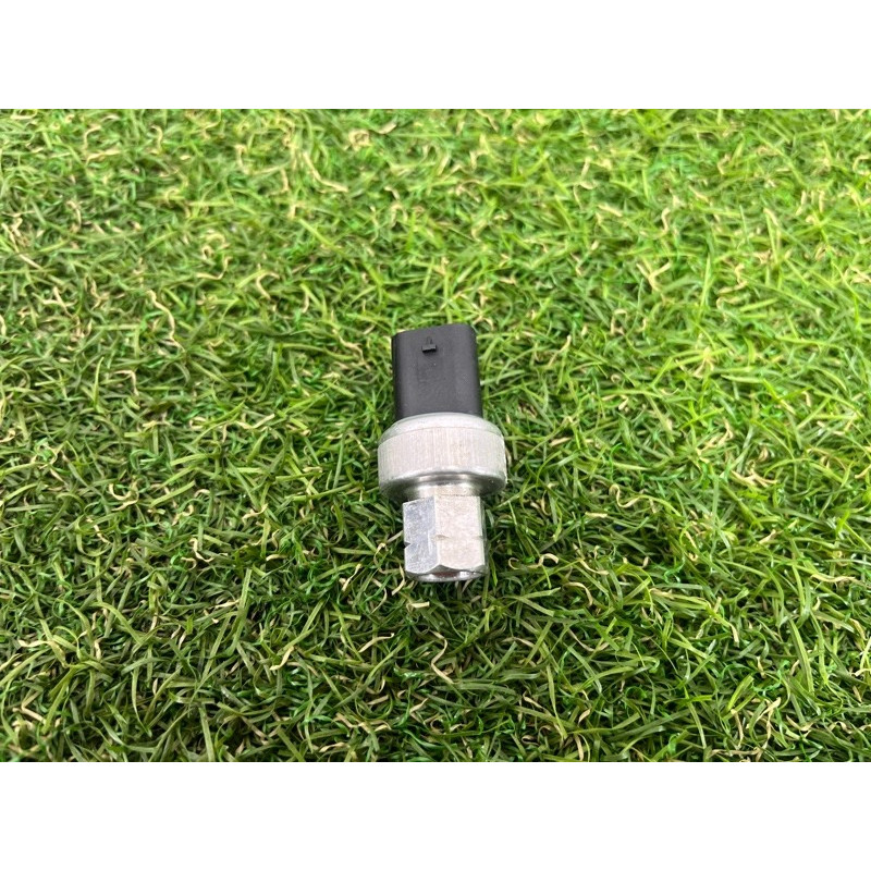 Датчик кондиционера (электрика / датчики) Jeep Grand Cherokee WK2 2017 3.6 68156982AA