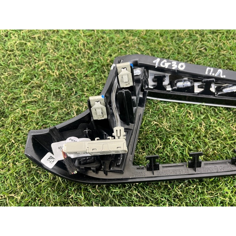 Декоративная накладка торпедо (салон) BMW 5-series G30 2017 2.0 B46B20 51459378043