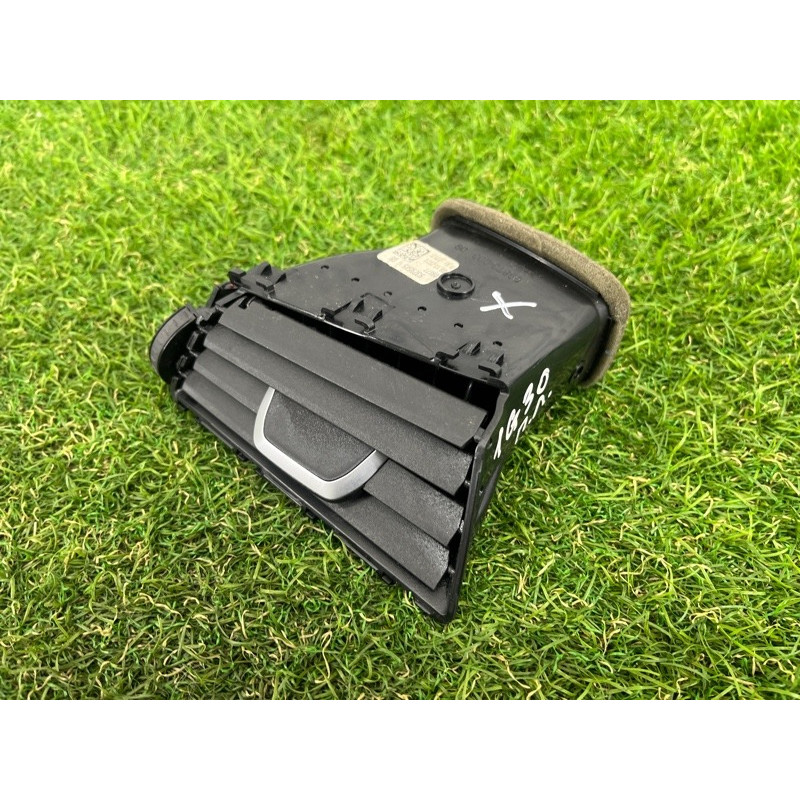 Дефлектор воздуховода (салон) BMW 5-series G30 2017 2.0 B46B20 64229329545