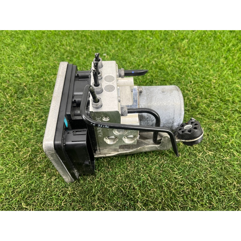 Блок ABS (гальмівна система) BMW 5-series G30 2017 2.0 B46B20 34515A36089