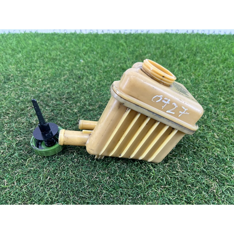 Бачок гидроусилителя (рулевое управление) PORSCHE CAYENNE 958 2012 4.8 95531401530