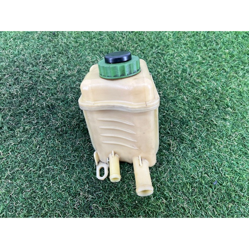 Бачок гидроусилителя (рулевое управление) Volkswagen Touareg FL 2015 3.6 7L6422371E