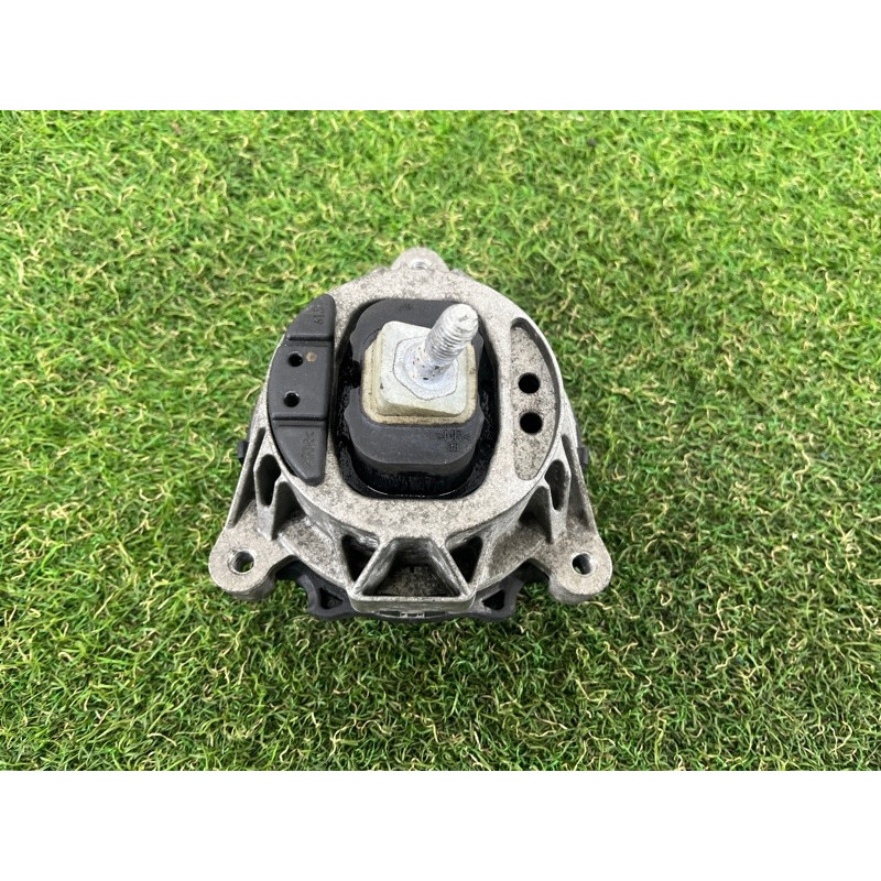 Подушка двигателя (двигатель и элементы) BMW 2-series F22 2015 2.0 22116867441