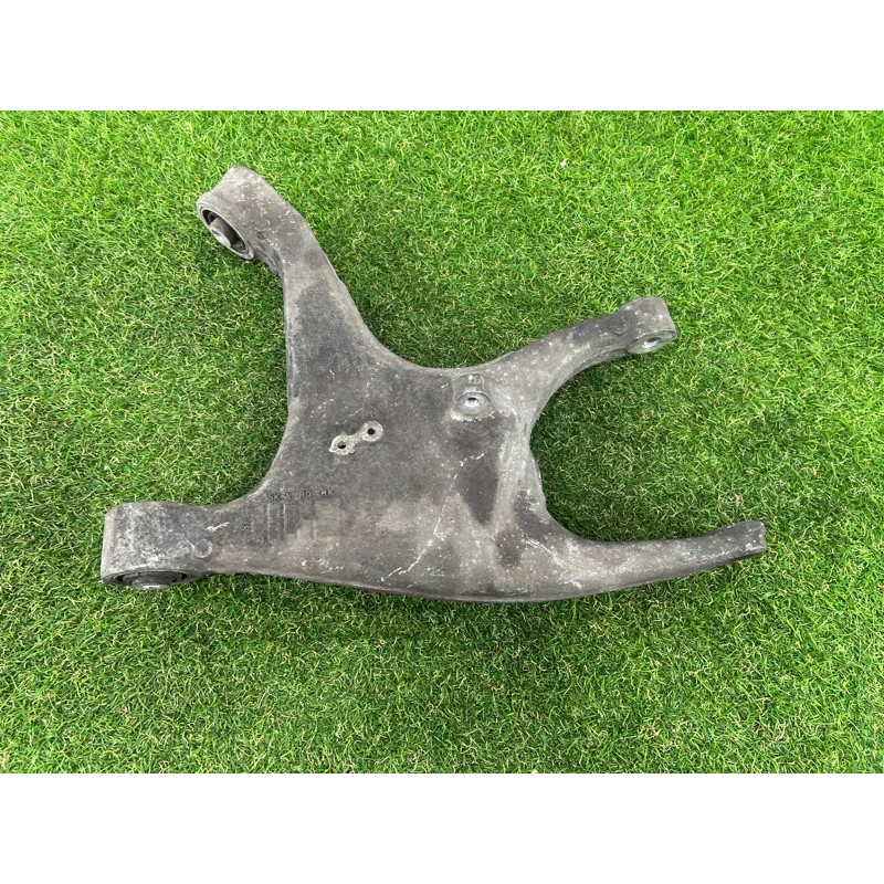 Рычаг подвески (подвеска) AUDI Q5 8R 2012 3.2 CALB 8R0505312F