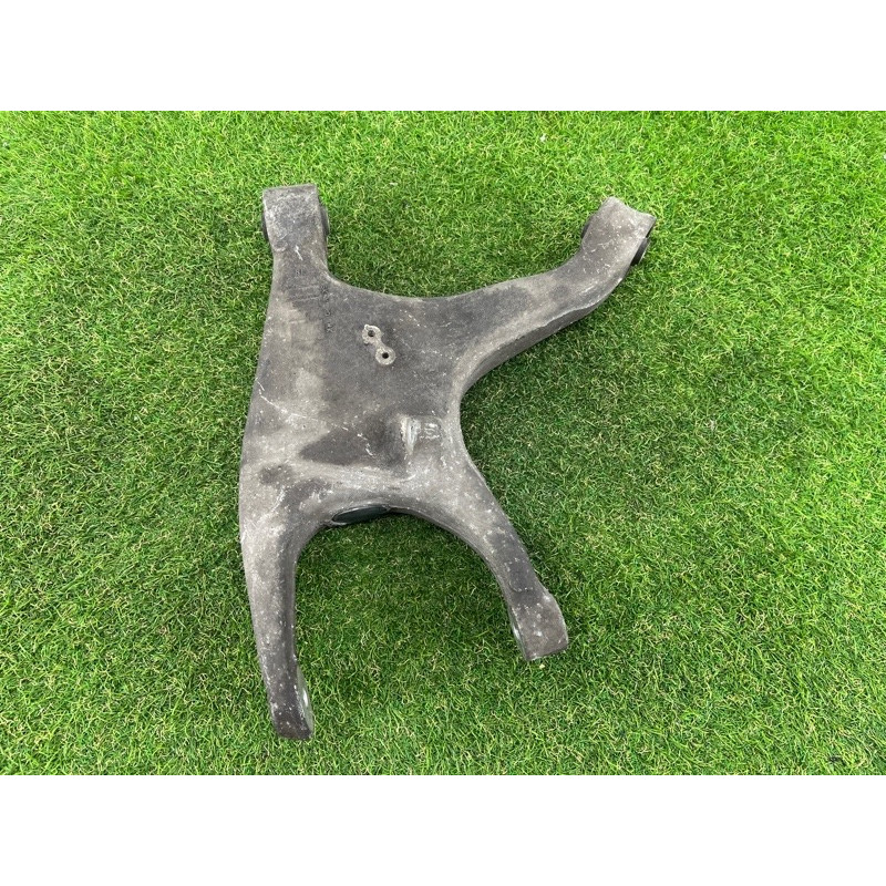 Рычаг подвески (подвеска) AUDI Q5 8R 2012 3.2 CALB 8R0505312F