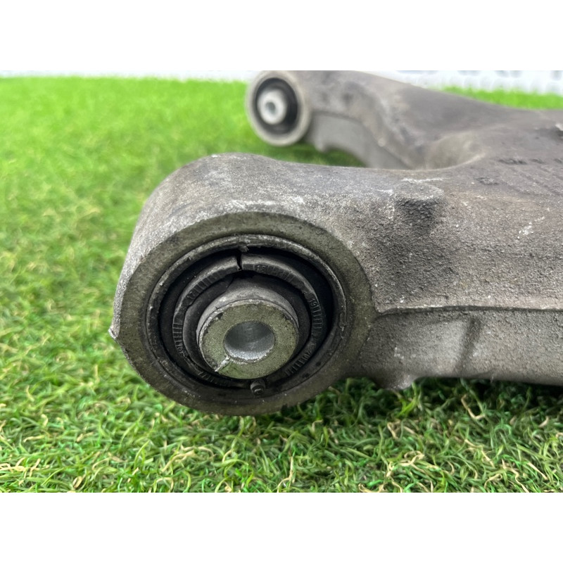 Рычаг подвески (подвеска) AUDI Q5 8R 2012 3.2 CALB 8R0505312F