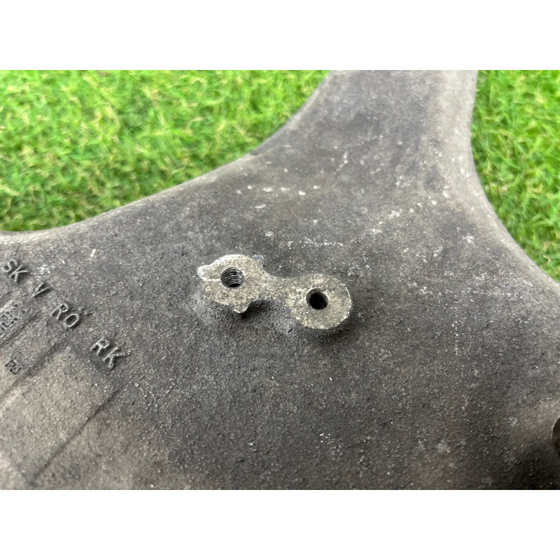 Рычаг подвески (подвеска) AUDI Q5 8R 2012 3.2 CALB 8R0505312F