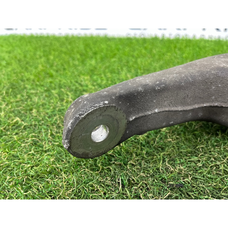 Рычаг подвески (подвеска) AUDI Q5 8R 2012 3.2 CALB 8R0505312F