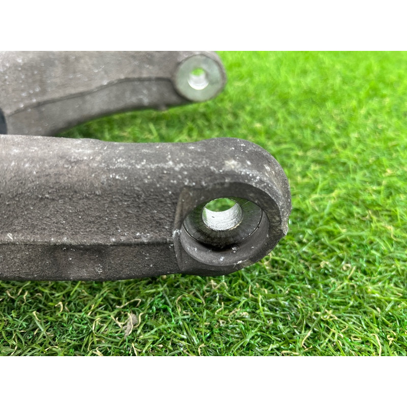 Рычаг подвески (подвеска) AUDI Q5 8R 2012 3.2 CALB 8R0505312F