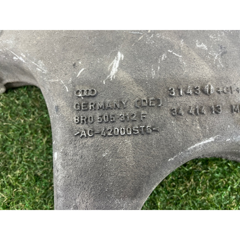 Рычаг подвески (подвеска) AUDI Q5 8R 2012 3.2 CALB 8R0505312F