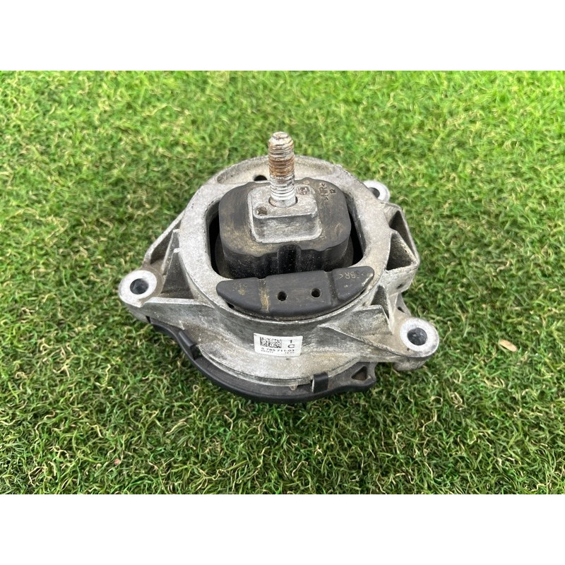 Подушка двигателя (двигатель и элементы) BMW X3 F25 2012 3.0 22116785711