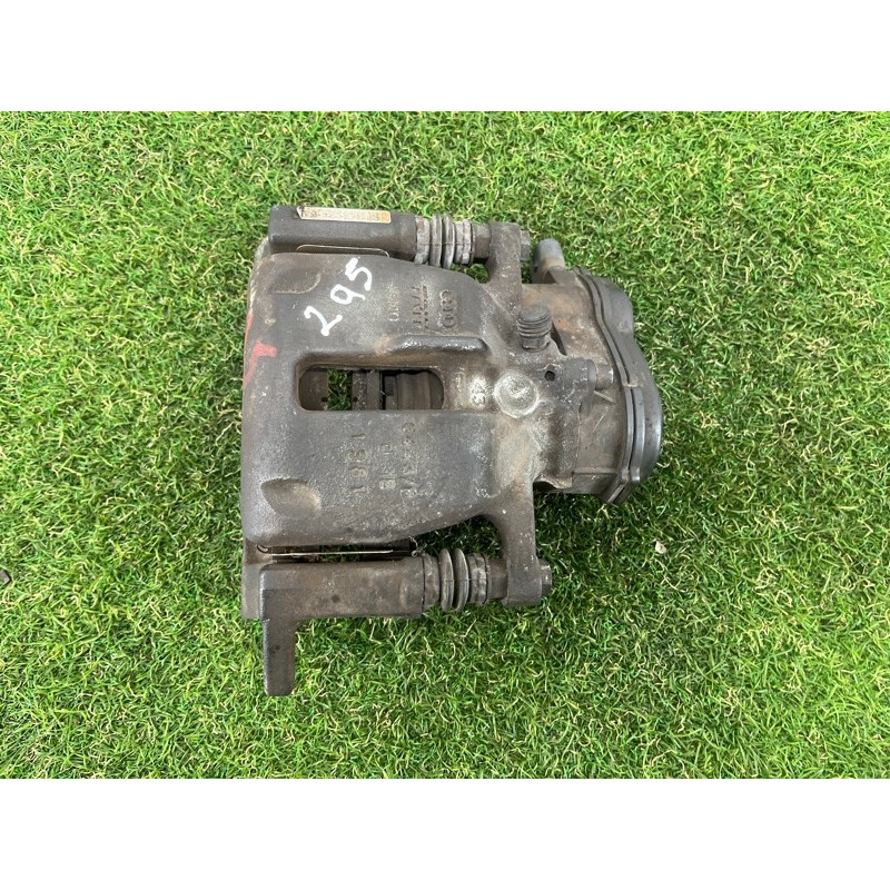 Суппорт тормозной (тормозная система) AUDI Q5 8R 2012 3.2 CALB 8K0615404B