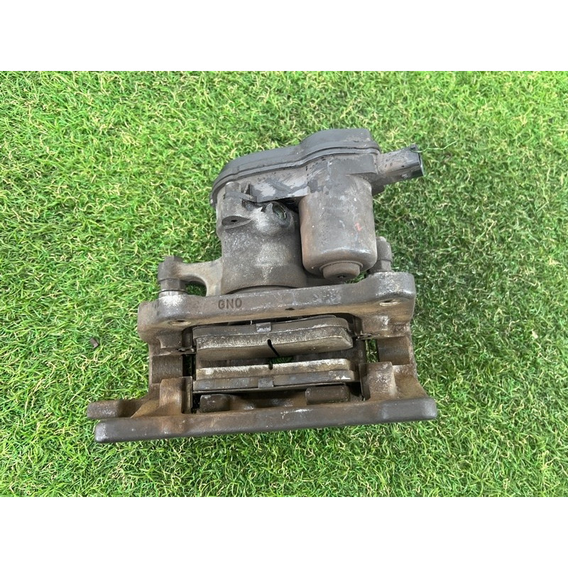 Суппорт тормозной (тормозная система) AUDI Q5 8R 2012 3.2 CALB 8K0615404B