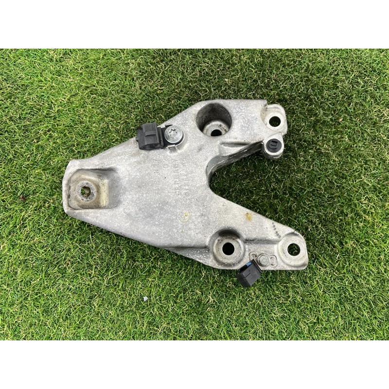 Кронштейн двигателя (кронштейны двигателя) BMW X3 F25 2012 3.0 22116864719