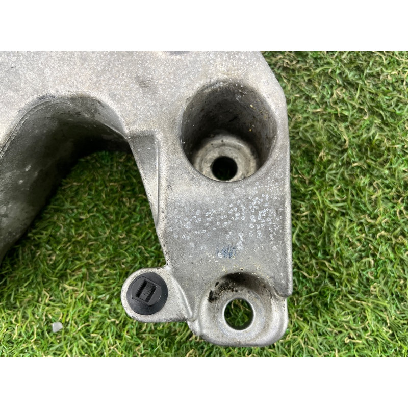 Кронштейн двигателя (кронштейны двигателя) BMW X3 F25 2012 3.0 22116864719