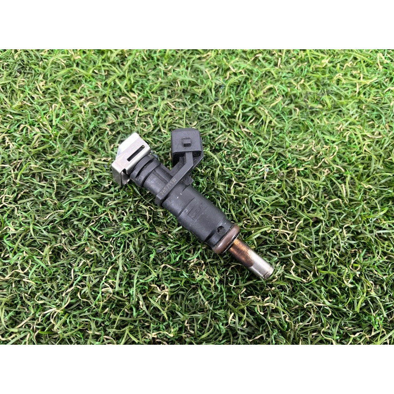 Форсунка топливная (топливная система) BMW X3 F25 2012 3.0 13537531634