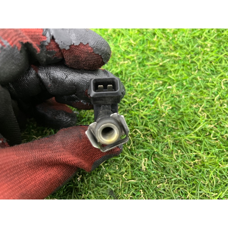 Форсунка топливная (топливная система) BMW X3 F25 2012 3.0 13537531634