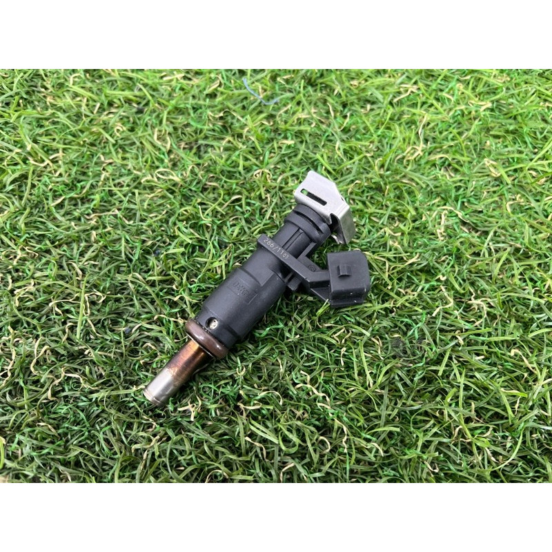 Форсунка топливная (топливная система) BMW X3 F25 2012 3.0 13537531634