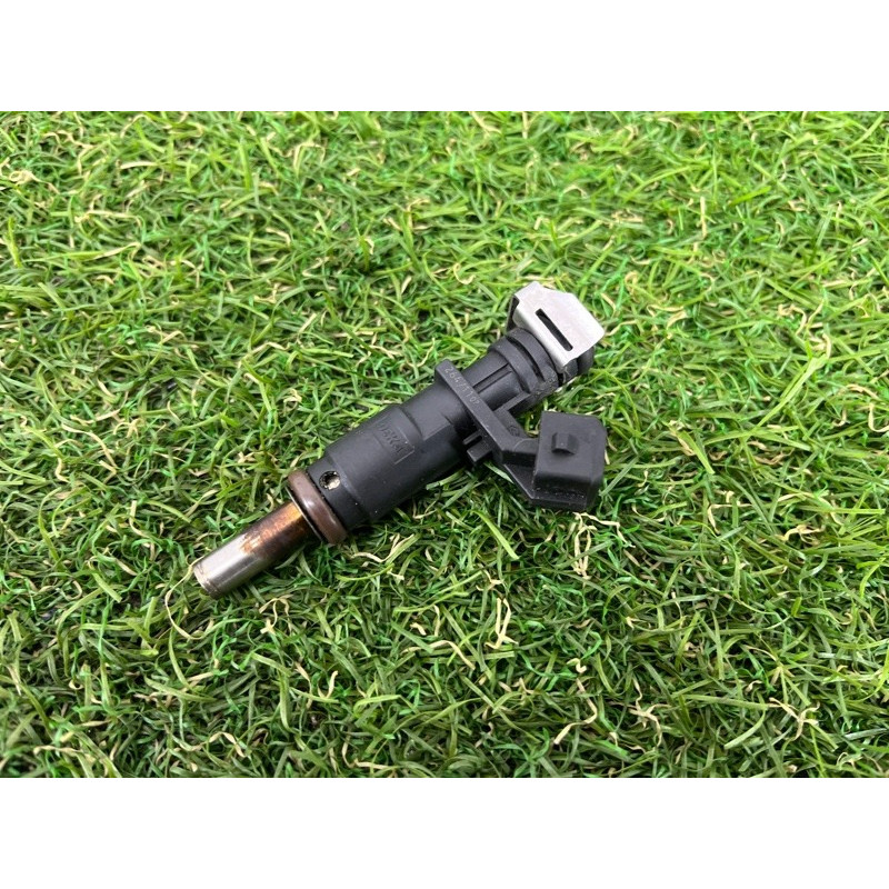 Форсунка топливная (топливная система) BMW X3 F25 2012 3.0 13537531634