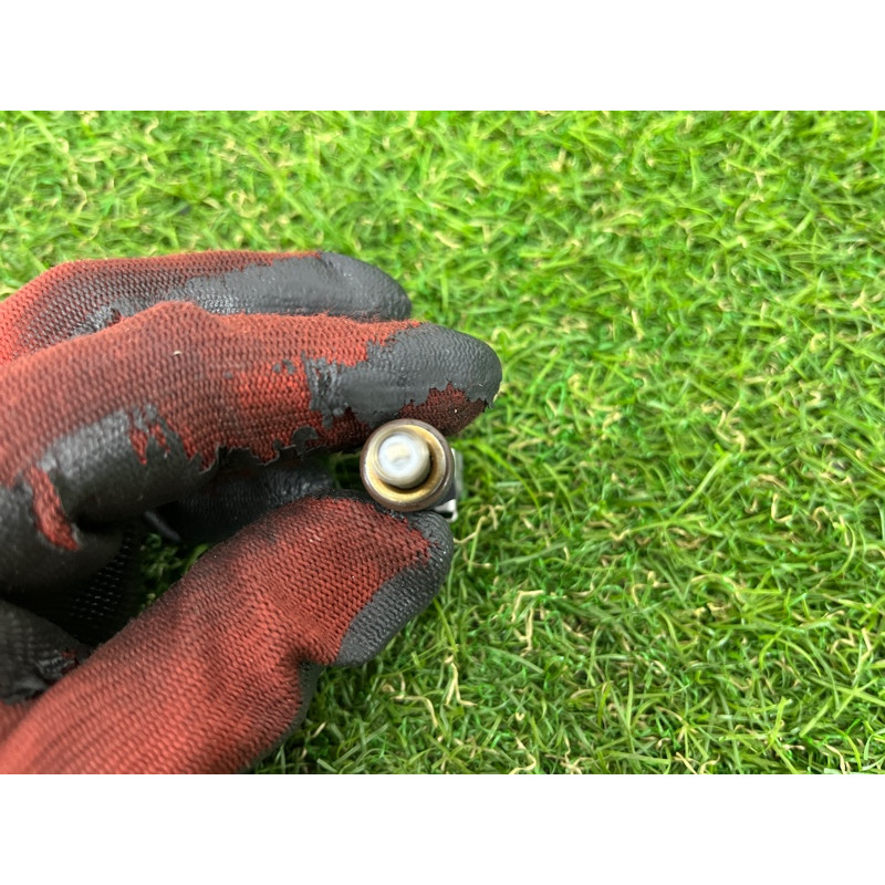 Форсунка топливная (топливная система) BMW X3 F25 2012 3.0 13537531634