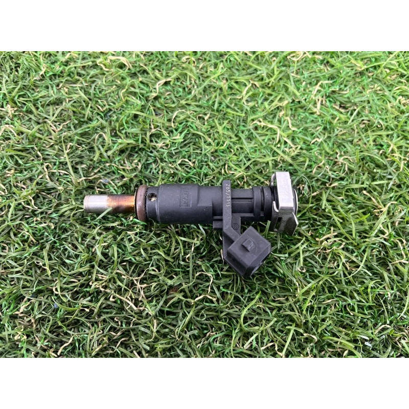 Форсунка топливная (топливная система) BMW X3 F25 2012 3.0 13537531634