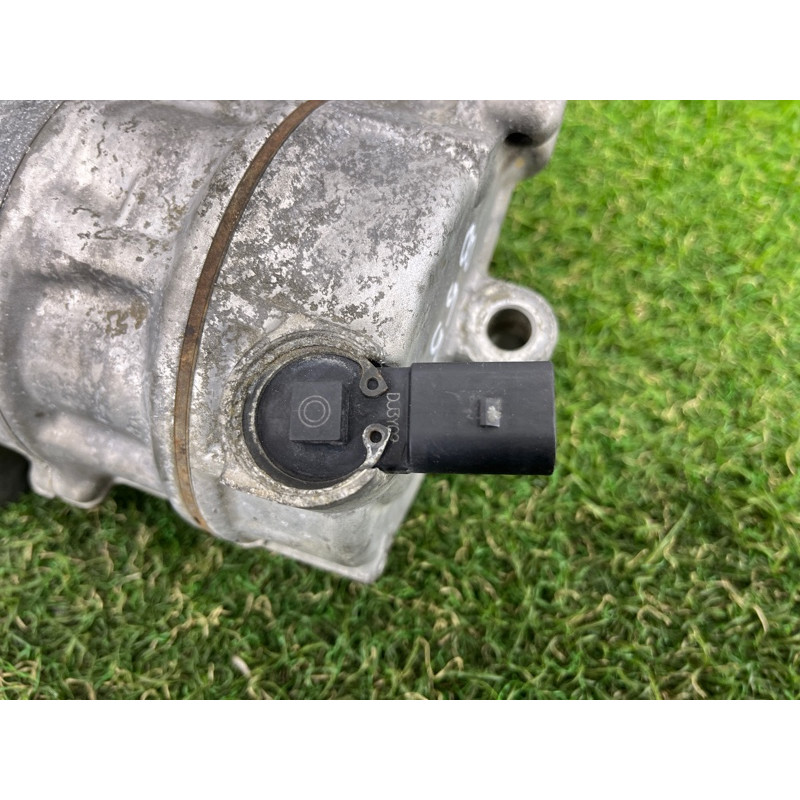 Компрессор кондиционера (отопление и кондиционирование) AUDI A3 8V 2015 1.8 5Q0820803