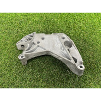 Кронштейн подушки двигателя