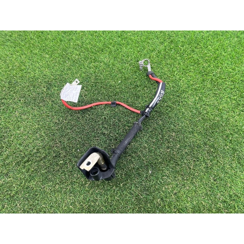 Клемма плюсовая (электрика) AUDI A3 8V 2015 1.8 5Q0971228G