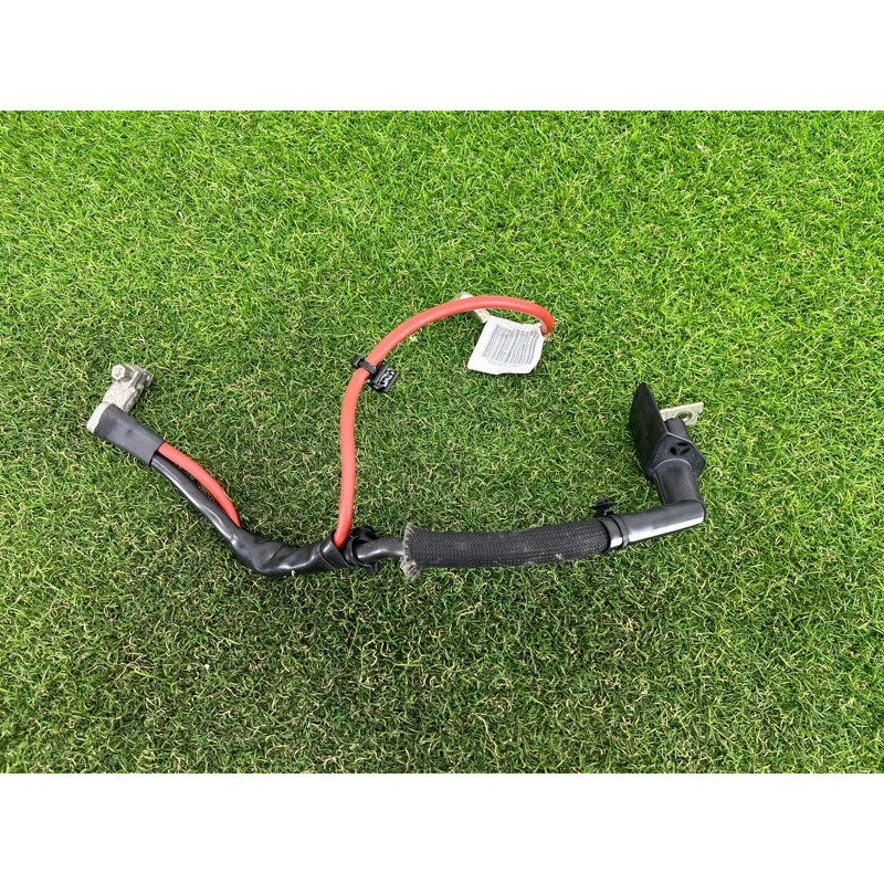 Клемма плюсовая (электрика) AUDI A3 8V 2015 1.8 5Q0971228G